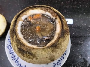 明日之后椰子炖饭烹饪秘诀：椰子炖饭制作配方大公开，美味与健康并存的佳肴制作指南