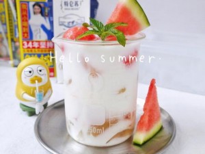 创造与魔法：打造夏日冰爽西瓜奶茶的独特秘诀